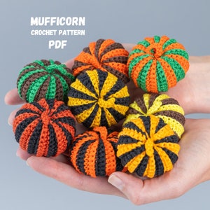 Crochet pattern pumpkin, Halloween crochet pumpkin amigurumi pattern, Thanksgiving pumpkin crochet ornament, Thanksgiving garland pattern