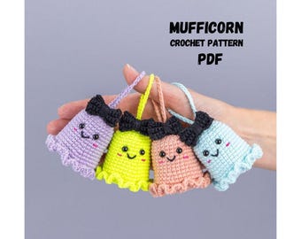 Crochet Halloween pattern ghost keychain with a bow, Crochet ghost pattern, Halloween Crochet amigurumi pattern, Easy Halloween ornament