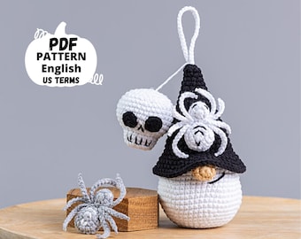 Halloween crochet motif nain avec tête de mort et araignée, Porte-clés tête de mort au crochet, Modèle de nain araignée au crochet