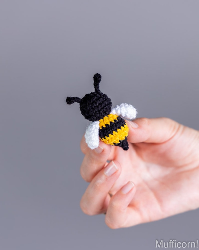 Crochet patterns bundle Gnome with Bee and pot of honey, Crochet bee pattern, Gnome amigurumi pattern, Crochet gnome with crochet flowers image 4