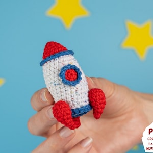 Crochet pattern Space Rocket, Crochet pattern amigurumi spaceship, Rocket amigurumi pattern, Crochet space birthday decor