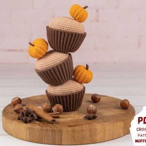 Crochet pattern cupcake with crocheted pumpkins, Crochet playfood pattern, Fall crochet decor, Crochet food pattern, Thanksgiving crochet