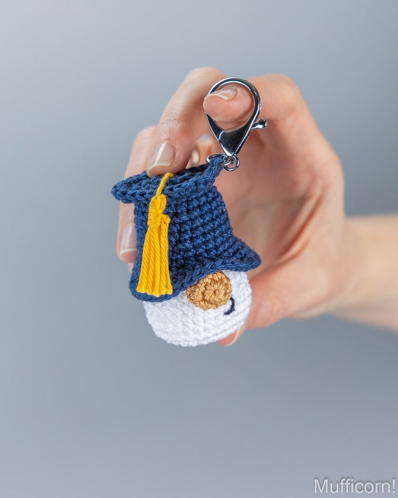 Crochet patterns Mini Graduation gnome keychains, Crochet keychain pattern, Graduation gifts crochet gnome keychain pattern, Crochet gift image 6