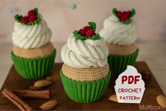 Christmas crochet pattern cupcake, Amigurumi food crochet pattern, Food crochet pattern, Christmas crochet patterns