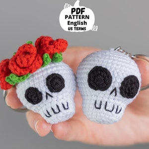 Halloween crochet patterns skull keychain with flowers, Crochet skull pattern, Crochet Halloween amigurumi pattern, Crochet keychain pattern