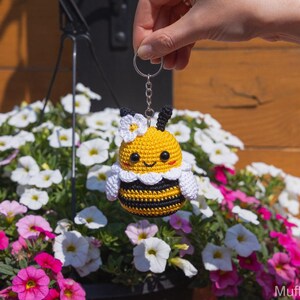 Crochet Bee Pattern, Amigurumi bee crochet keychain pattern, Crochet pattern bumble bee car hanger, Crochet animals pattern, Crochet flower image 10