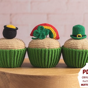 Crochet food pattern decor for St Patricks day, Amigurumi food for kids pretend play, Crochet play food muffin in green