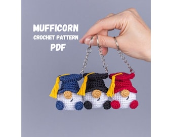 Crochet Mini Graduation Gnome Keychain Pattern (PDF)