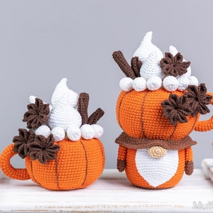 Thsnksgovong Modèles de crochet gnome de citrouille et tasse au crochet, modèle de gnome au crochet d'Halloween, modèle de décoration au crochet de gnome de citrouille Amigurumi image 4