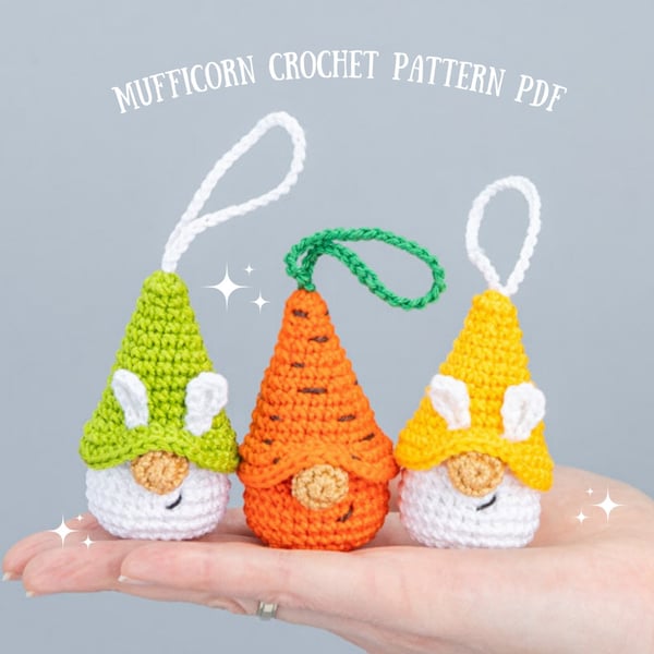 Patrons au crochet Nains de Pâques, Modèle lapin amigurumi au crochet, Modèle lapin amigurumi de Pâques avec des fleurs au crochet et Porte-clés au crochet