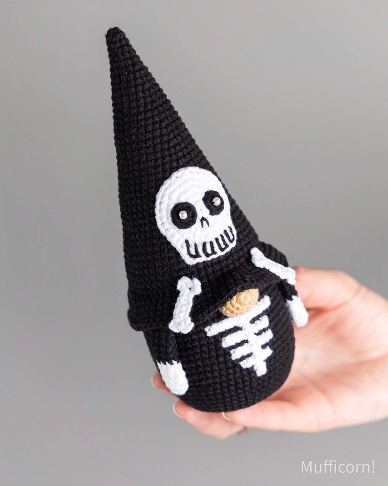 Halloween crochet patterns Gnome skeleton, Crochet Gnome with skull crochet pattern, Crochet Halloween amigurumi gnome decor image 3