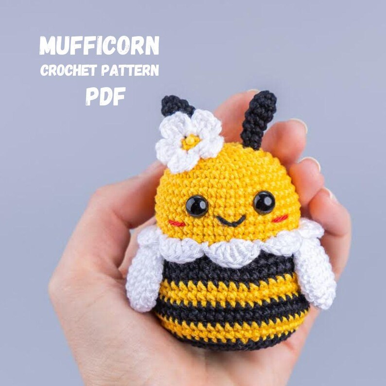 Crochet Bee Pattern, Amigurumi bee crochet keychain pattern, Crochet pattern bumble bee car hanger, Crochet animals pattern, Crochet flower image 3