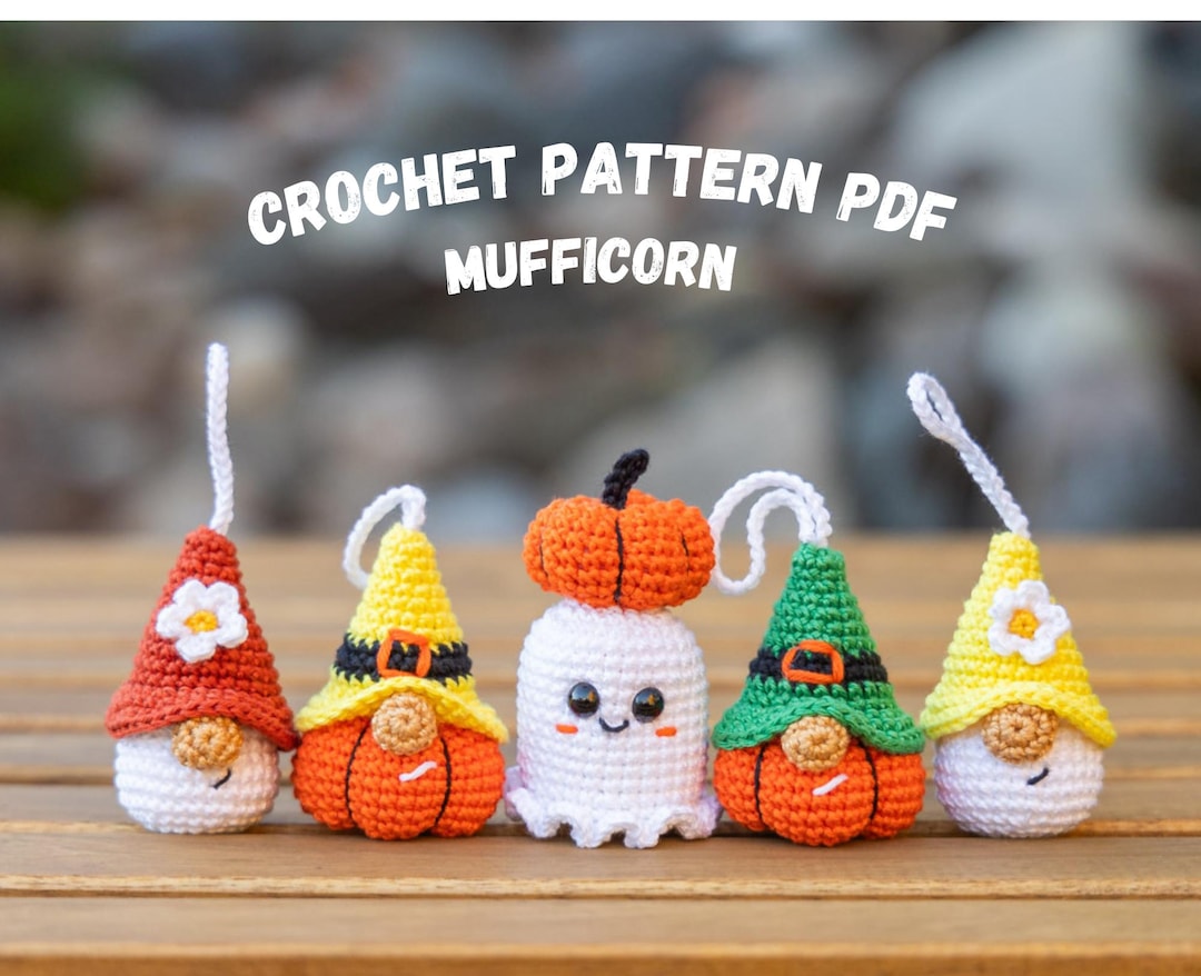 【569】ハンドメイド　オリジナルチャーム Crochet Patterns Bundle: Halloween Crochet Keychain Patterns