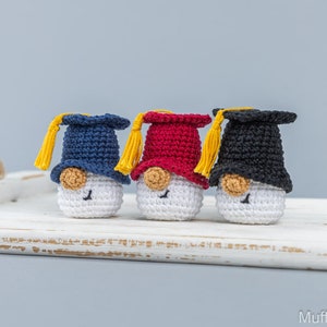 Patrones de crochet Mini llaveros de gnomos de graduación, Patrón de llaveros de crochet, Regalos de graduación patrón de llaveros de gnomos de crochet, Regalo de crochet imagen 10