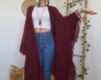 Kimono boho all'uncinetto, cardigan con frange, capo estivo leggero, scialle fatto a mano