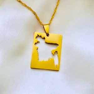 Bangladesh map necklace in Gold