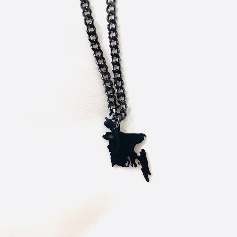 Men's Mini Bangladesh map necklace Black/Silver image 1