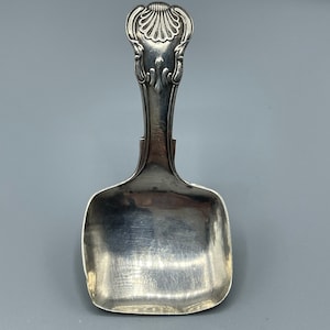 George IV 1825 Sterling Silver Novelty Shovel Tea Caddy Spoon Joseph Wilmore