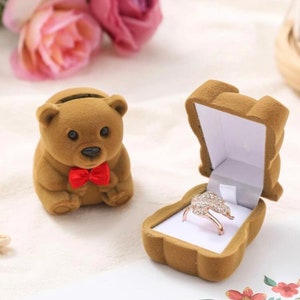 Bear store brand jewelry