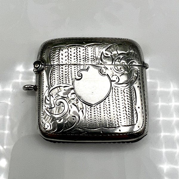 Edwardian Solid Silver Vesta Case Birmingham 1911 W H Haseler