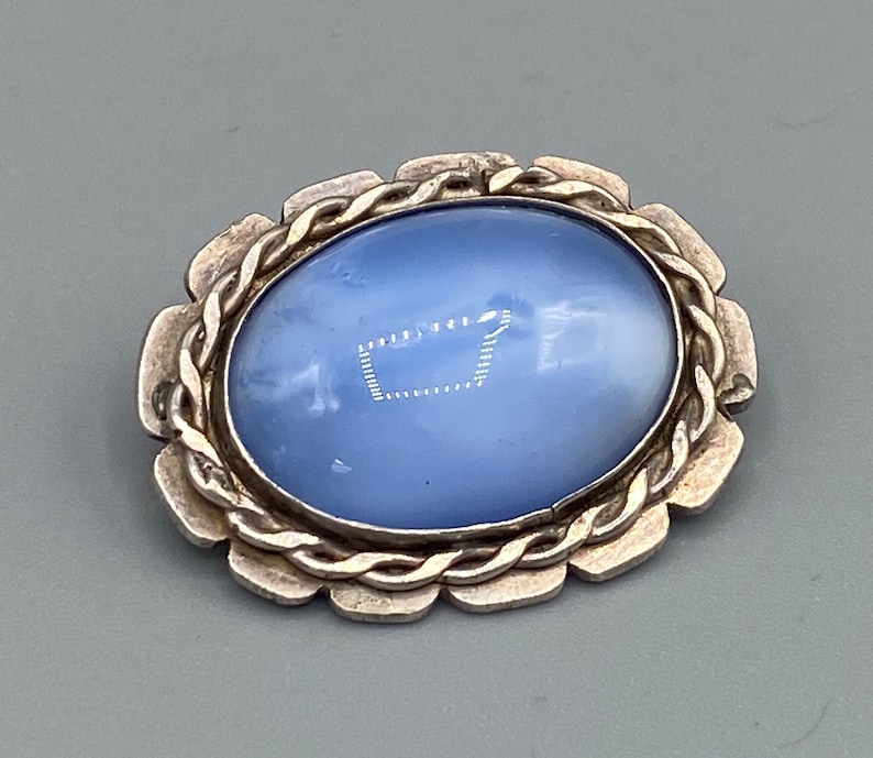 Beautiful Vintage 800 Continental Solid Silver Blue Stone Brooch