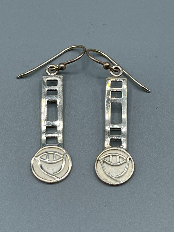 Orecchini In Argento Sterling Charles Rennie Mackintosh - Design A Goccia 6x17 Mm - Gioielli Artigianali In Scatola Regalo