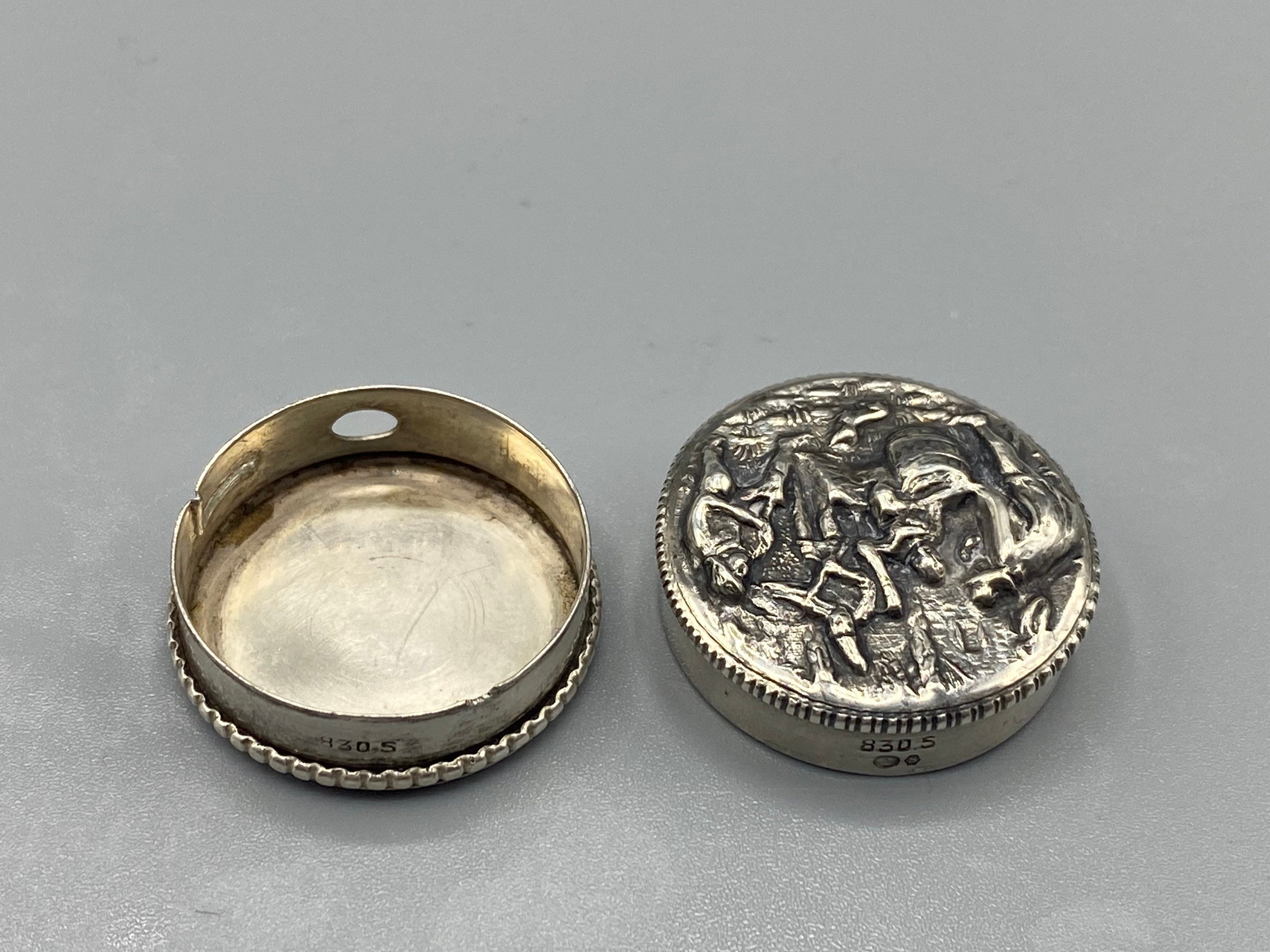 アンティーク雑貨 Vintage London Hallmark 1987 Pill Box Antique Swedish Silver 830 Decorative Locking Pill Box - Etsy