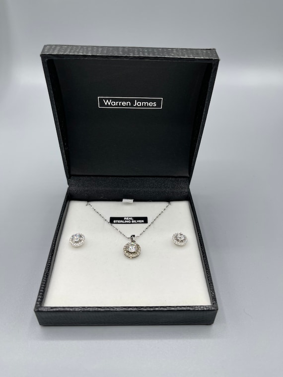 Warren james pearl sale necklace and earrings