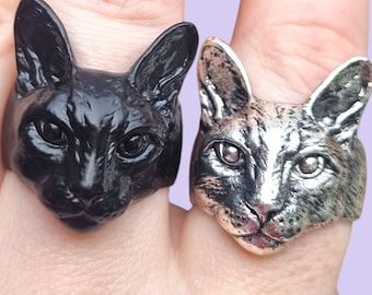 Large 3D Cat Head Ring – Adjustable Statement Ring for Witchy Cat Lovers – Silver or Black Zinc Alloy / Brass