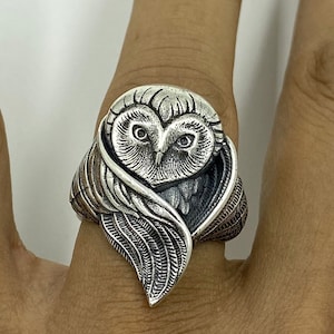 Oxidized Sterling Silver Owl Ring: Gothic Bird Jewelry