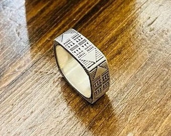 Square Band Ring, Sterling Silver Square Ring, Silver Geometric Ring, Carved square Silver Ring, Silver Square Band Ring, Men's Band Ring