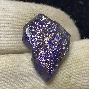 Natural Iolite Sunstone Raw Loose Gemstone 21*14*4mm 8.25 Carats ..Read Item Detail..