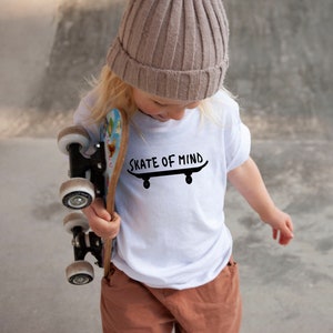 TODDLER Skate T-shirt, Skater Boy, Skater Girl, Skater kids t-shirt, Skater kids gift, Skateboard T-shirt, Kids SKATE Shirt, Skater Gift
