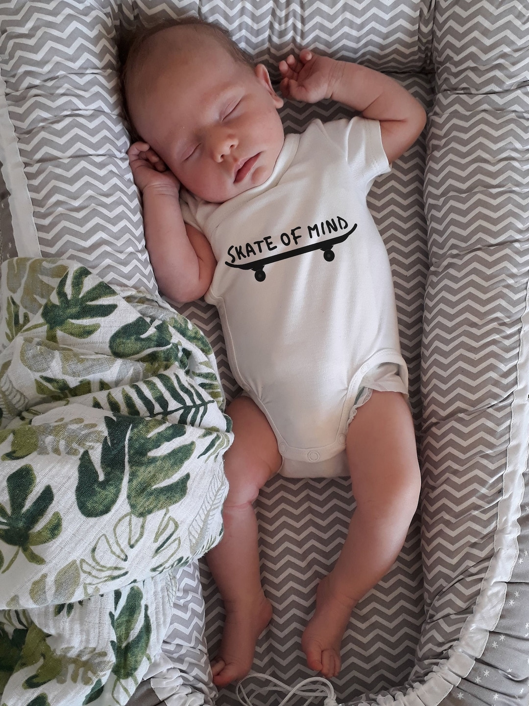 Body Skate pour bébé, Patinage pour enfants, Skateboard pour enfants,  Vêtements pour enfant skate, Body bébé skate, Bébé surfeur, Vêtements bébé 