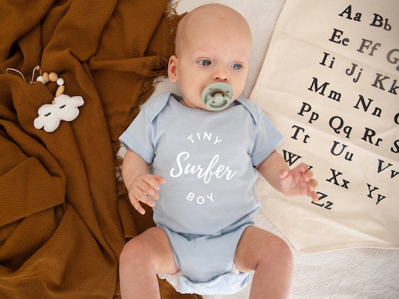 Surf Baby Onsie, Surfer Baby Bodysuit, Surfer boy, Little Surfer Gift, Surf Newborn Gift, Surfer Kids Clothes