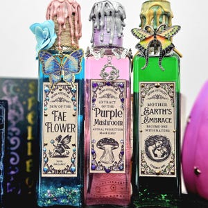 Fae Flower, Purple Mushroom, Earth&#39;s Embrace, Color Changing Glass Bottle, Witch Halloween Decor, Magic Fantasy Alchemy Apothecary, Potion