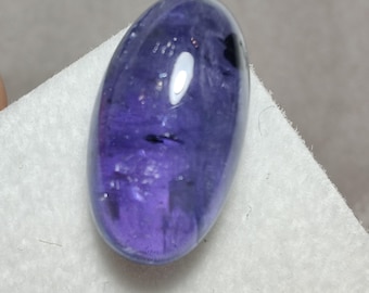 Natural Tanzanite cabachone Oval