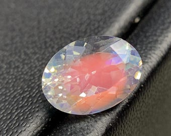 Piedra lunar arcoíris de Madagascar: piedra preciosa de fuego rosa y naranja, piedra lunar ovalada suelta para hacer colgantes, piedra lunar facetada de 5,81 x 8 x 4,70 mm.