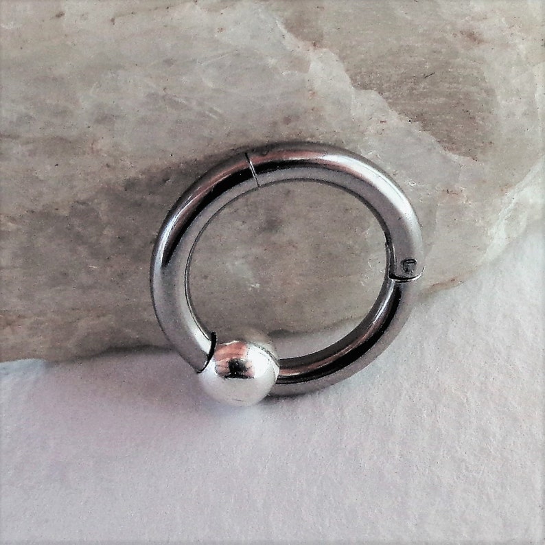 Clicker Beaded Septum Ring Seamless Tragus Piercing Jewelry Helix Cartilage Upper Ear Segment Nipple Ring Endless Hoop Earring G23 Titanium