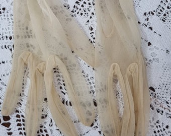 1950's Cream Sheer Evening Gloves