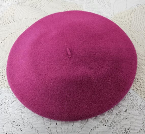 1940's Style Raspberry Pink Felt Beret - Gem