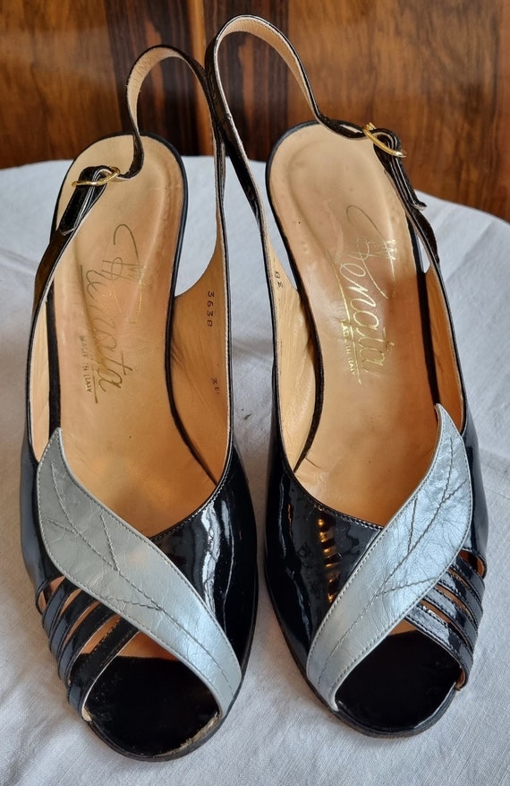1950's Ladies Black Patent Sandals