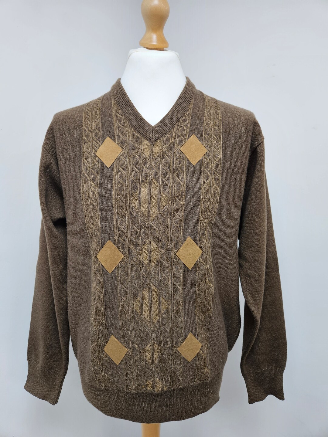 Vintage 80s Patterned V-Neck Knit Jumper 12