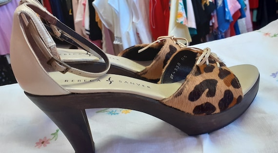 1950's Style Leopard Print Sandals - image 2