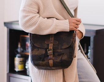 Small Messenger Bag - Canvas Camouflage Messenger bag.  Camouflage crossbody unisex shoulder bag