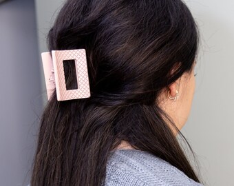 Hair claw clip - Heavy duty Quilted look solid hair claw clip