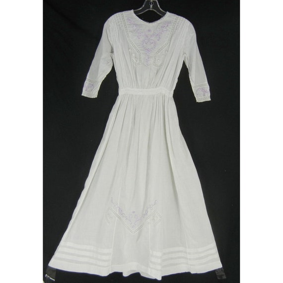 Antique Edwardian Tea Dress Lace Embroidery Cotton