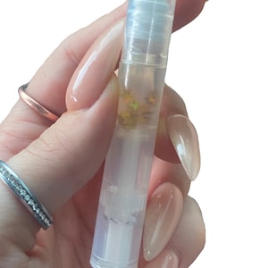 Golden Touch Cuticle Oil Pen
