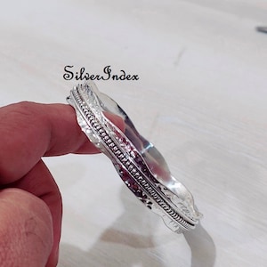 Curvy Design Hammered Sterling silver Oxidized Spinner Bangle, Three Band Spinner Bangle, Stackable Bangle, Silver Bangle Gift for Her / Him