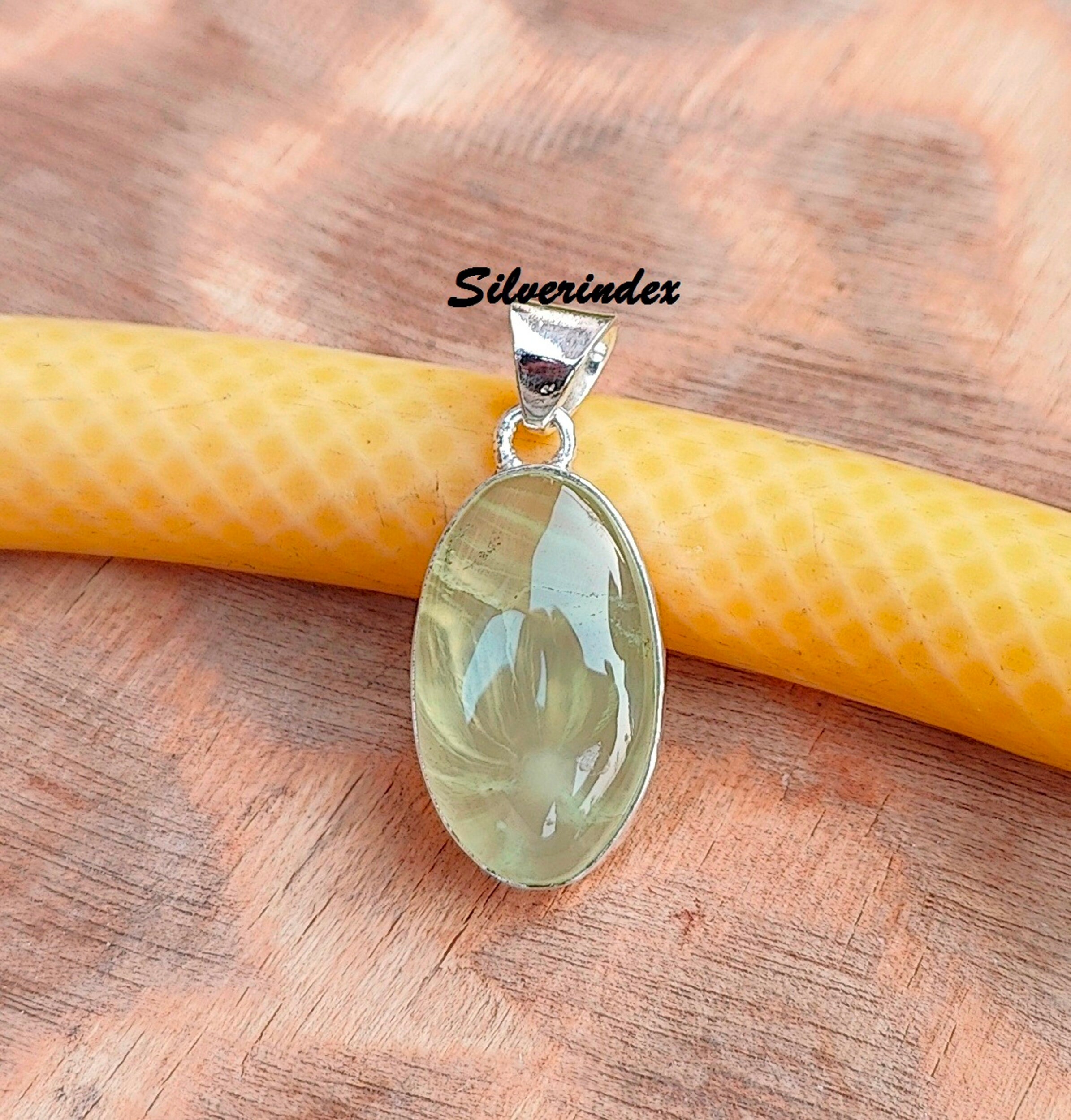 Pendentif Argent 925 Fait Main – Grenat Du Mozambique – Bijou Chaîne Pierre Précieuse